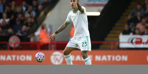 托马斯加盟比利亚雷亚尔！32岁中场为何选择西甲新挑战？